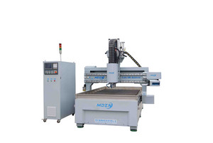 ML2513三轴加工中心